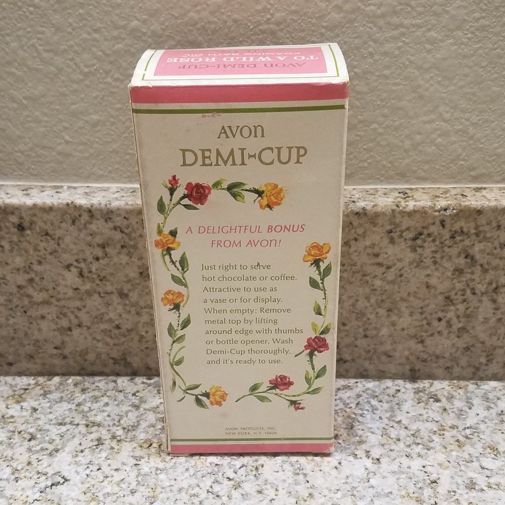 Avon Demi-Cup “To A Wild Rose” Full of Foaming Bath Oil 3 Fl. Oz. - Picture 4 of 11